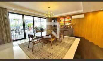 Imagem 2: Casa à Venda - Alphaville, 4 Quartos, 533 m2