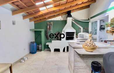 Imagem 3: Excelente sobrado com cozinha caipira no Cachoeira em Curitiba