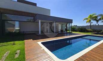 Imagem 2: Casa à venda ou para alugar com 4 quartos, sendo 4 suítes, no condomínio Saint Patrick, So