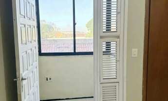 Imagem 6: Imóvel para aluguel possui 55 metros quadrados com 3 quartos em Itaperi - Fortaleza - CE