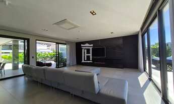 Imagem 2: Casa de Alto Padrão em Jurerê Internacional