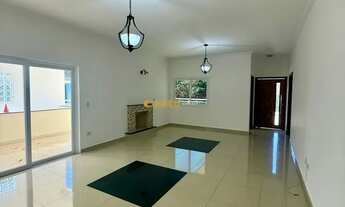 Imagem 6: Casa 5 Dorms c/ Piscina, Churrasqueira, Fogão à lenha e Sauna no Condomínio Mirante do Val