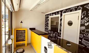 Imagem: Hamburgueria Marmitaria montada pronta para