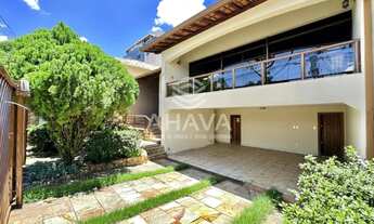 Imagem: Casa com 5 Quartos sendo 2 suítes à Venda