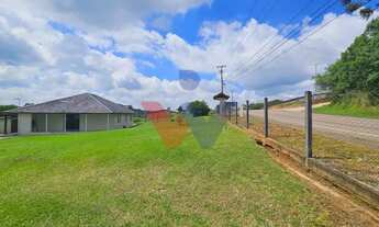 Imagem 3: Viva no campo a 7km do centro Chácara com casa, riacho e tanque para peixes