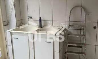 Imagem 6: Sobrado à venda no Setor Bueno, 5 quartos (1 suíte), Residencial Oásis, próximo à Rua T-54