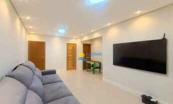 Imagem: Apartamento próximo à praia com sacada