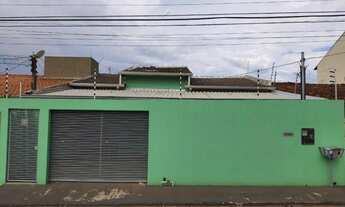 Imagem: Casa para Venda em Cuiabá, Tijucal, 3 dormitórios