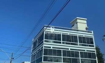 Imagem 2: Prédio residencial na Praia da Cal , com 03 pavimentos e terraço a poucos metros da beira