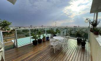 Imagem 4: Triplex no Bairro Santa Mônica, todo montado com Armários