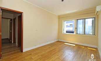 Imagem: Porto Alegre - Apartamento Padrão - Santa