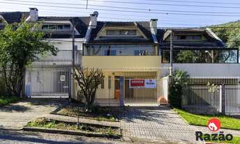 Imagem 1: SOBRADO COM 03 QUARTOS - ÁREA TOTAL 154,65m² - ÁGUA VERDE - REF 5331 RAZAO