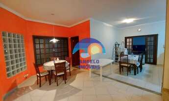 Imagem 3: A Angelo Imóveis apresenta este lindo Sobrado por R$ 900.000,00, 180m da praia, com 4 dorm