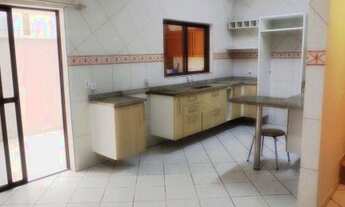 Imagem 7: Sobrado com três quartos