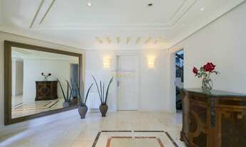 Imagem 2: Casa no Condomínio Solar do Barigui, com 4 suítes e piscina coberta - Santo Inácio, Curiti