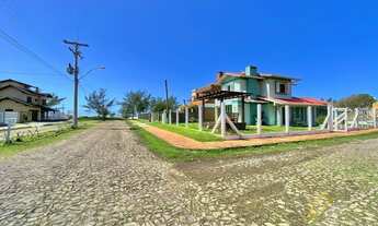 Imagem 5: Casa e Sobrado de 3 dormitórios à Venda - Xangri-lá