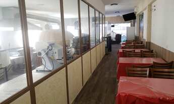 Imagem 5: Salão ( Pizzaria nova montada ) - 232 m² A.U