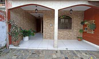 Imagem 4: Casa para venda com 200 metros quadrados com 6 quartos em Village da Praia - Guarapari - E