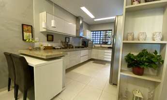 Imagem 2: Casa à venda, 3 quartos, sendo 1 suíte, churrasqueira, Próximo do Shopping Catuai, Terra B