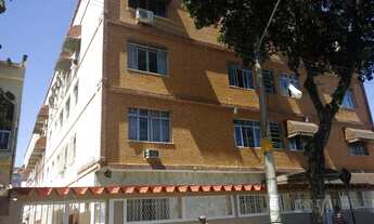 Imagem 2: Apartamento com 2 dormitórios à venda, 63 m² por R$ 200.000,00 - Vila Valqueire - Rio de J