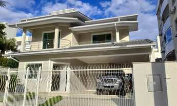 Imagem: Casa para Venda em Palhoça, Pagani, 4 dormitórios