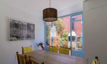 Imagem 6: Sobrado de vila, em rua fechada, com 2 dormitórios, 2 banheiros, sala de estar, cozinha, á