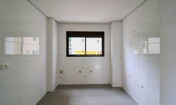 Imagem 7: Apartamento 4 quartos (2 suítes), 2 salas, churrasqueira, sacada, dependências de serviços