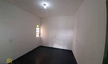 Imagem 7: Casa em Teófilo Otoni no bairro Castro Pires