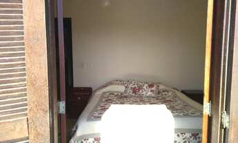 Imagem 3: Casa para venda possui 300 metros quadrados com 4 quartos