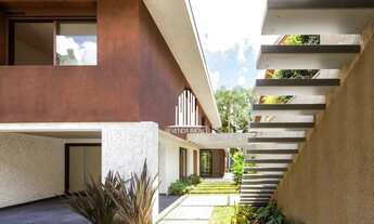 Imagem 2: Casa á venda no alto de Pinheiros com 4 suítes, 4 vagas e segurança - NOVA