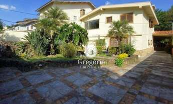 Imagem: Casa com 4 Dormitórios, sendo 2 Suítes