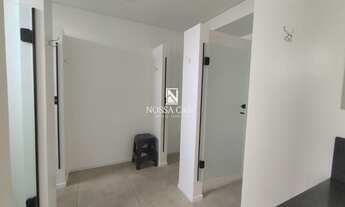 Imagem 6: Linda sala comercial mobiliada e decorada ideal para Clínica no Centro de Torres/RS