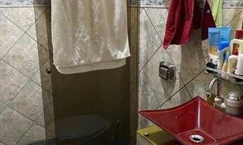 Imagem 4: Casa com excelente localização no bairro Pio 12 - Itatiaiuçu/MG - 2 Pavimentos - 237m²