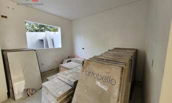 Imagem 6: Sobrado para Venda em Curitiba, Xaxim, 3 dormitórios, 1 suíte, 4 banheiros, 2 vagas