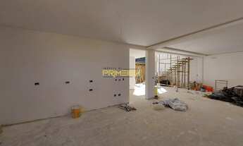 Imagem 6: Casa à venda de alto padrão com amplo terreno 3 suítes 4 vagas no Vista Alegre, Curitiba