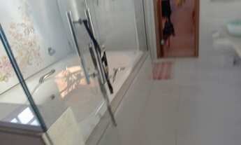 Imagem 7: Casa de condomínio para aluguel tem 300 metros quadrados com 4 quartos