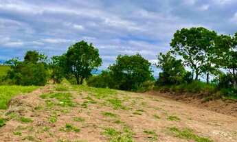 Imagem 3: A15-Vendo terreno de 2,500m2 em bairro de chácaras!!