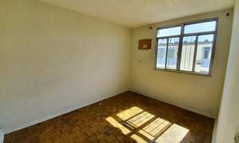 Imagem 3: Apartamento para aluguel com 50 metros quadrados com 2 quartos em Taquara - Rio de Janeiro