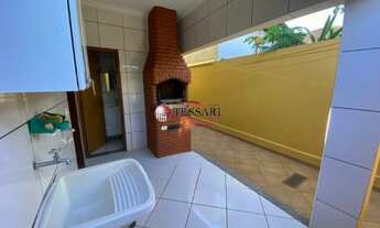 Imagem 6: Aluga -Casa Residencial São José do Rio Preto - SP 3 Dormitórios com AE no corredor, cozin