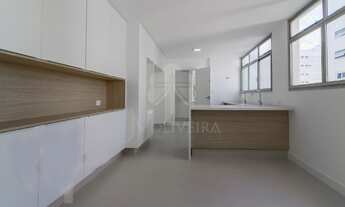 Imagem 7: Apartamento à venda, 260m² com 4 dormitórios sendo 1 suíte, 4 banheiros, 3 vagas de garage