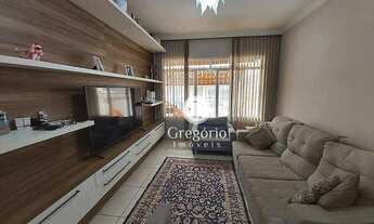 Imagem 3: Sobrado amplo com 04 dormitórios, sendo 01 suíte, área gourmet e 02 vagas - Jardim Ester Y