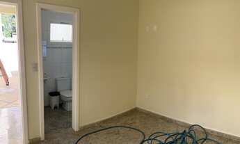 Imagem 6: Casa para aluguel e venda com 285 m2 com 8 quartos