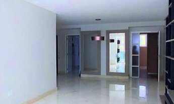 Imagem 2: Apto Vista mar na Ponta do Farol com 3 Suítes - Porcelanato e Projetados - Escritório e 2