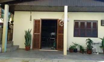 Imagem 7: Casas com total de 3 dormitórios, 2 banheiros, 2 vagas de garagem no Bairro Jardim Carvalh