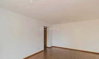 Imagem 3: Apartamento 2 dormitórios com sacada e vaga de garagem no bairro Bela Vista