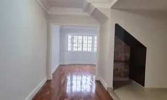 Imagem 2: Casa de vila, totalmente reformada, com estacionamento para 2 carros