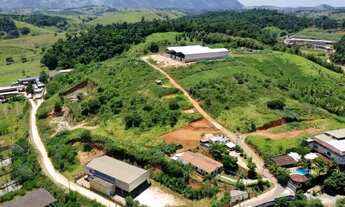 Imagem: Vendo área próxima à rodovia em Morro