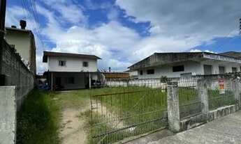 Imagem 3: Oportunidade excelente - Casa com 2 pavimentos