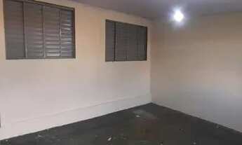 Imagem 2: Casa 2 quartos. Bairro Guanandi 1, com varanda, sala, cozinha. Próx ao Mercado do Produtor