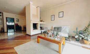 Imagem 4: Sobrado para venda tem 290 metros quadrados com 3 quartos em Cristo Rei - São Leopoldo - R